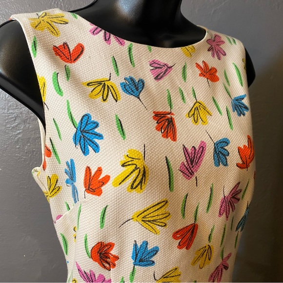 Mevisto flower shift dress - Picture 4 of 16